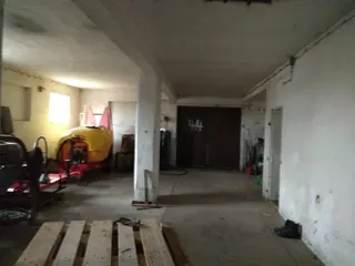 Dom jednorodzinny Cząstków pod Kłodawą z budynkami gospodarczymi