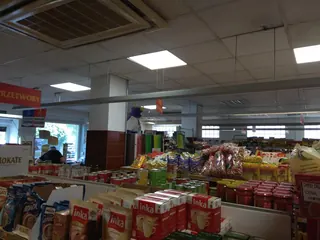 Lokal handlowy Grabów