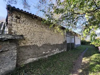 działka zabudowana Powiercie