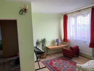 Dom jednorodzinny Cząstków pod Kłodawą z budynkami gospodarczymi