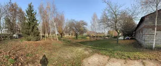 Dom jednorodzinny Cząstków pod Kłodawą z budynkami gospodarczymi