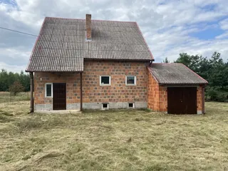 Dom jednorodzinny w stanie deweloperskim ZARYŃ